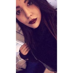 Meet your Posher, Rita